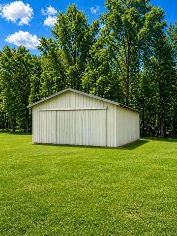 181 McQueary Road, Russell Springs, KY 42642