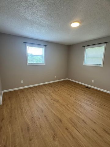 181 McQueary Road, Russell Springs, KY 42642