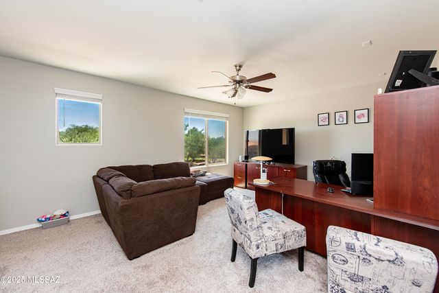 21224 E Freedom Drive, Red Rock, AZ 85145