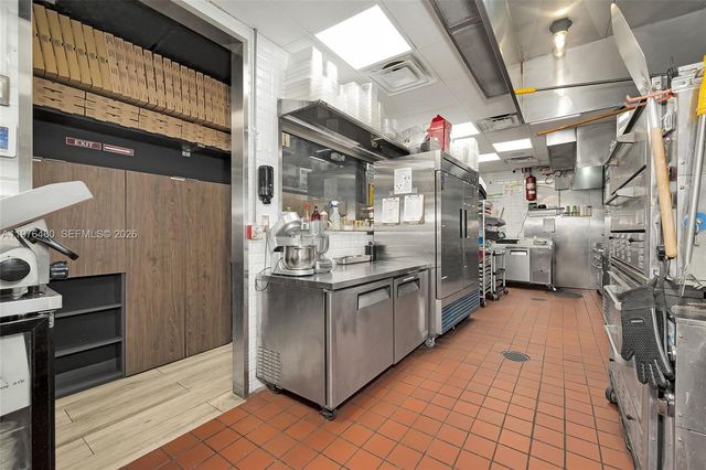 7293 NW 36st, Miami, FL 33166