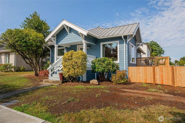 1702 Rainier Avenue, Everett, WA 98201