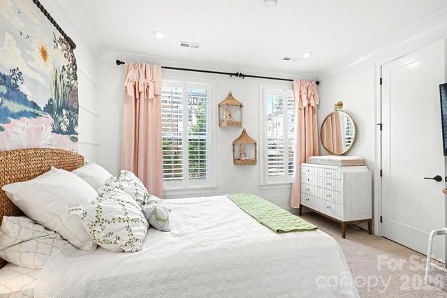 2505 Kenmore Avenue, Charlotte, NC 28204