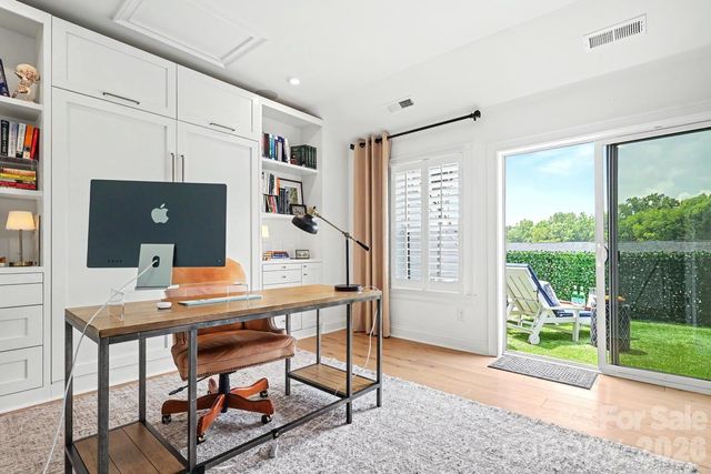 2505 Kenmore Avenue, Charlotte, NC 28204