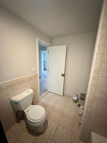 172 Winthrop Ave 2, Revere, MA 02151