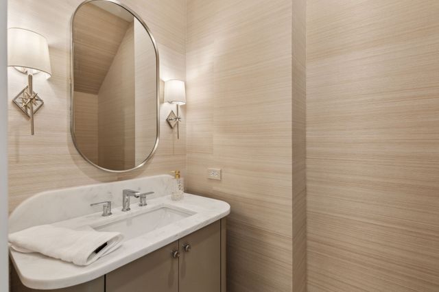 7611 Caillet Street, Dallas, TX 75209