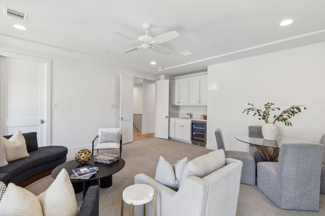 7611 Caillet Street, Dallas, TX 75209