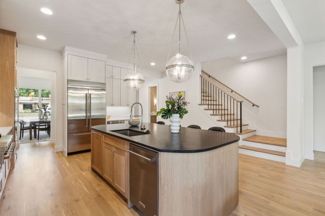 7611 Caillet Street, Dallas, TX 75209