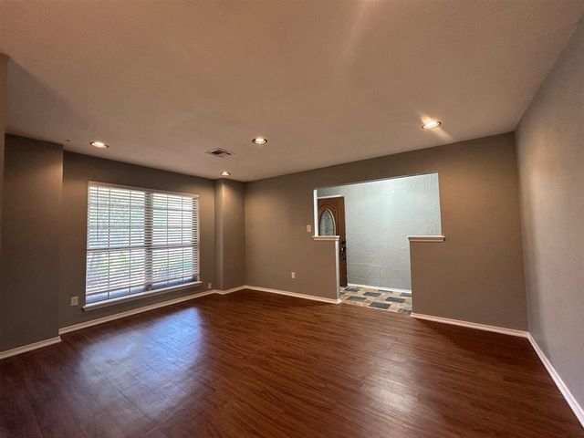 7614 SW Cherokee Ave, Lawton, OK 73505