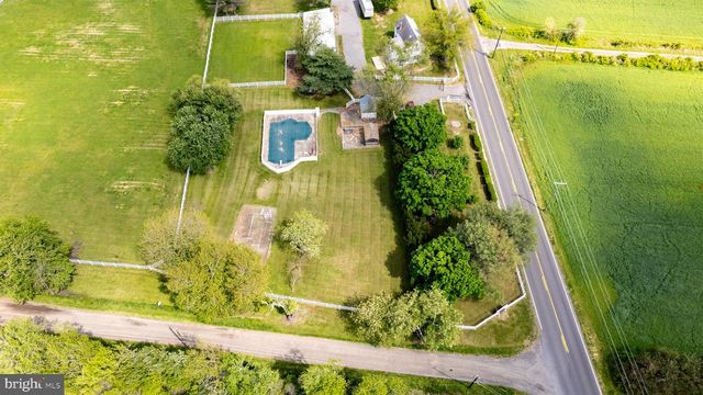 209 BUDDTOWN RD, Southampton, NJ 08088