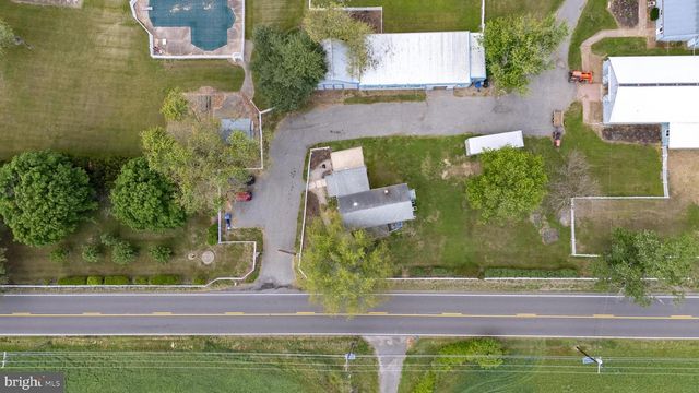 209 BUDDTOWN RD, Southampton, NJ 08088