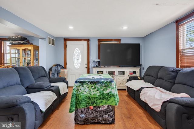 209 BUDDTOWN RD, Southampton, NJ 08088