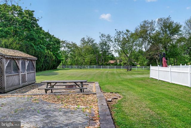 209 BUDDTOWN RD, Southampton, NJ 08088