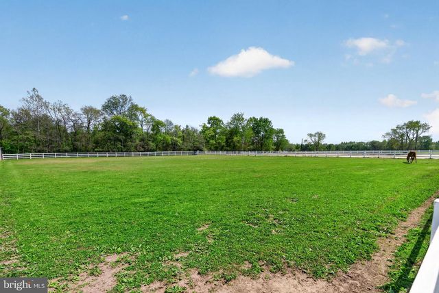 209 BUDDTOWN RD, Southampton, NJ 08088