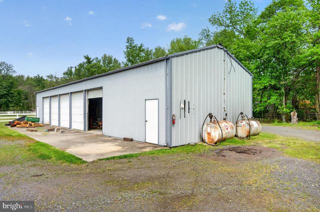 209 BUDDTOWN RD, Southampton, NJ 08088