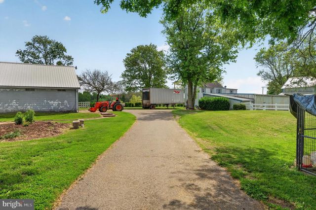 209 BUDDTOWN RD, Southampton, NJ 08088