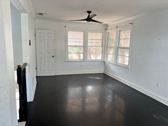 2635 9TH AVENUE N, St Petersburg, FL 33713