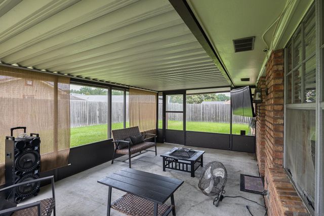 4031 Daytona Dr, Baton Rouge, LA 70814