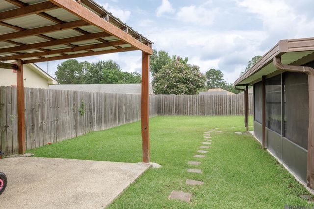 4031 Daytona Dr, Baton Rouge, LA 70814
