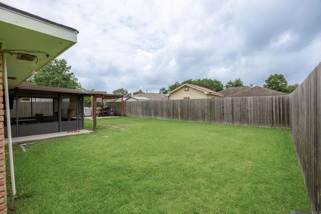 4031 Daytona Dr, Baton Rouge, LA 70814