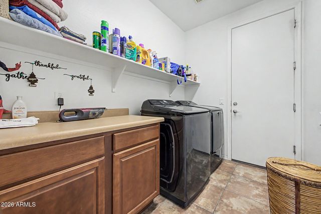 26919 N GIDIYUP Trail, Phoenix, AZ 85085
