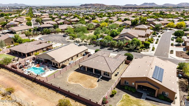 26919 N GIDIYUP Trail, Phoenix, AZ 85085