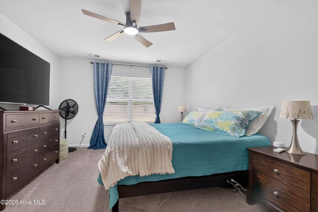 8322 E Highcroft Drive NE, Leland, NC 28451