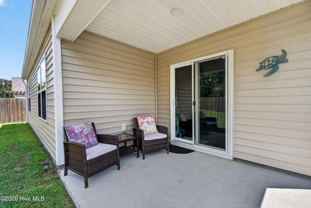 8322 E Highcroft Drive NE, Leland, NC 28451