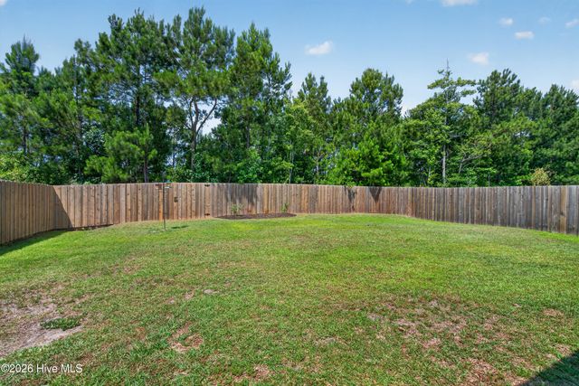 8322 E Highcroft Drive NE, Leland, NC 28451