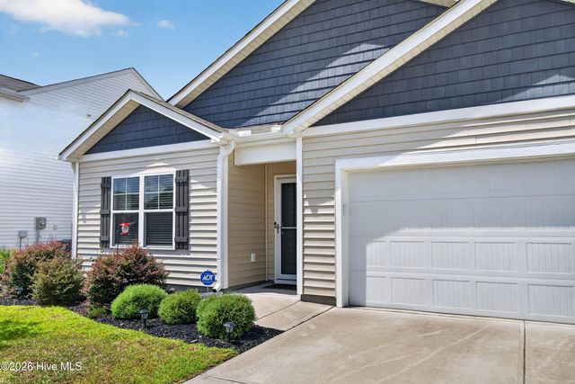 8322 E Highcroft Drive NE, Leland, NC 28451