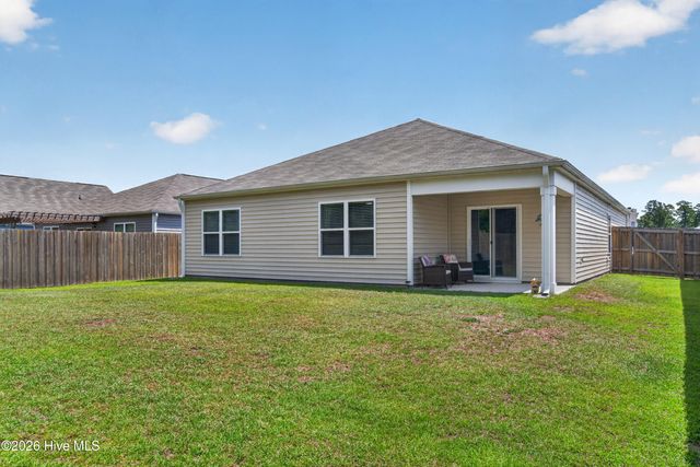 8322 E Highcroft Drive NE, Leland, NC 28451