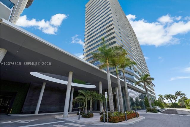 1170 E Hallandale Beach Blvd 304, Hallandale Beach, FL 33009