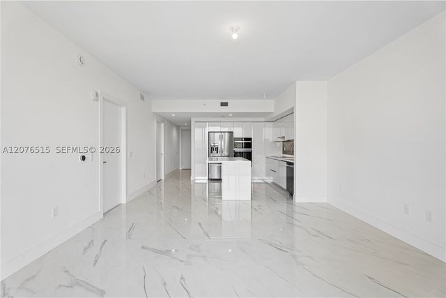 1170 E Hallandale Beach Blvd 304, Hallandale Beach, FL 33009