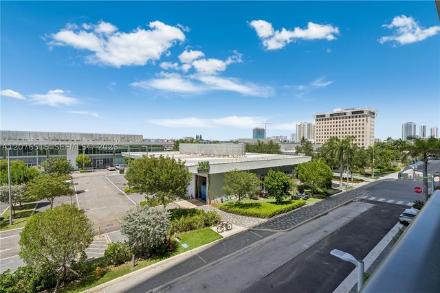 1170 E Hallandale Beach Blvd 304, Hallandale Beach, FL 33009
