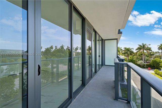 1170 E Hallandale Beach Blvd 304, Hallandale Beach, FL 33009