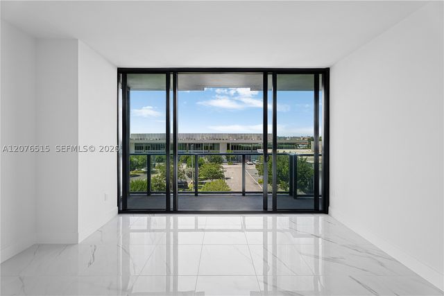 1170 E Hallandale Beach Blvd 304, Hallandale Beach, FL 33009