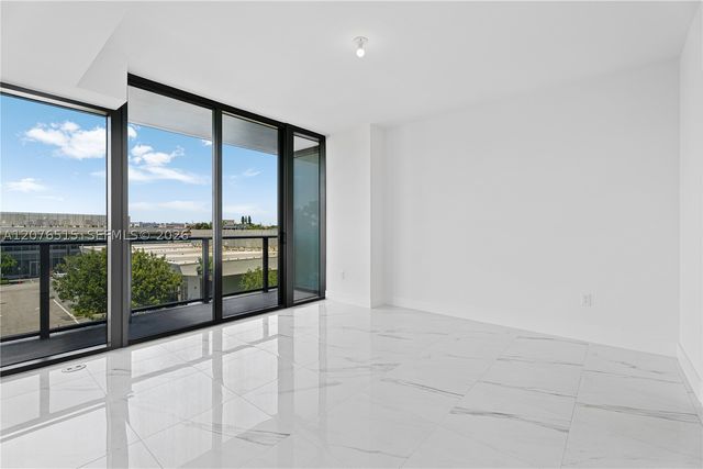 1170 E Hallandale Beach Blvd 304, Hallandale Beach, FL 33009
