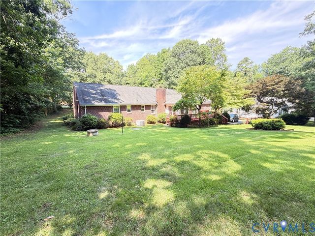 3933 Dunraven Rd, North Chesterfield, VA 23236