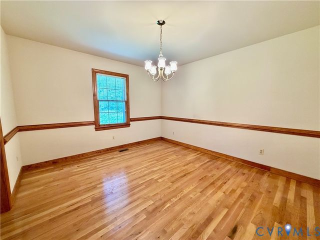 3933 Dunraven Rd, North Chesterfield, VA 23236