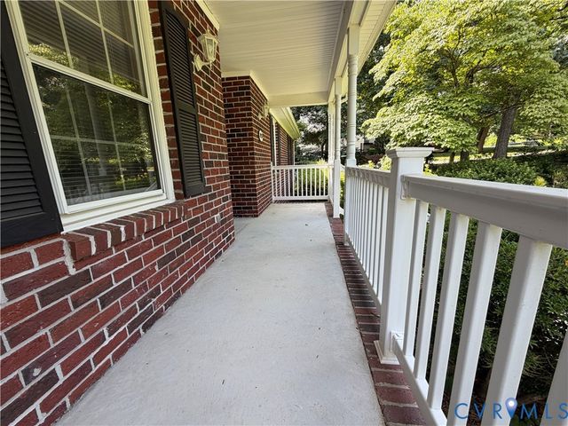 3933 Dunraven Rd, North Chesterfield, VA 23236