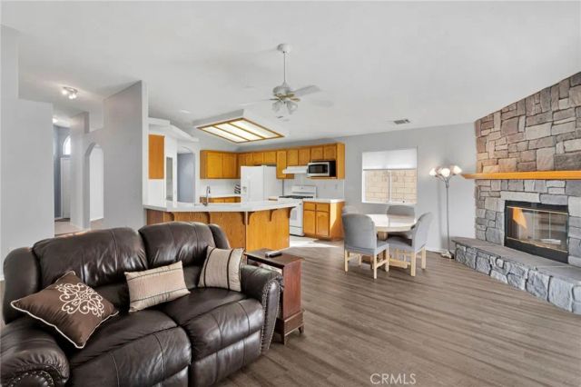 13900 Spring Valley Parkway, Victorville, CA 92395