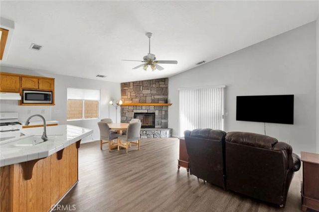 13900 Spring Valley Parkway, Victorville, CA 92395