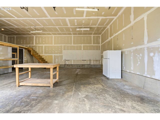 4175 BROOKS Ave Ne, Keizer, OR 97303