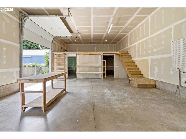 4175 BROOKS Ave Ne, Keizer, OR 97303