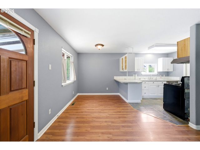 4175 BROOKS Ave Ne, Keizer, OR 97303