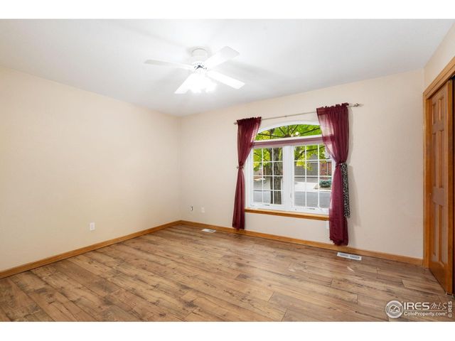 5137 Stoneridge Dr, Loveland, CO 80537