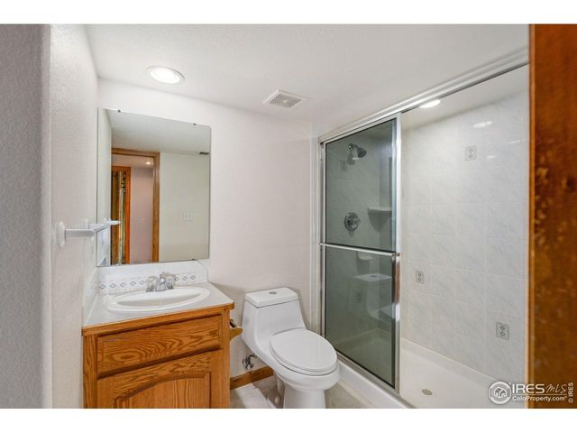 5137 Stoneridge Dr, Loveland, CO 80537