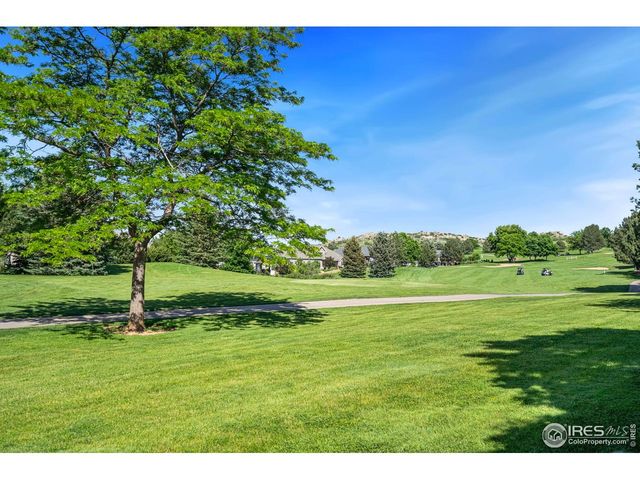 5137 Stoneridge Dr, Loveland, CO 80537