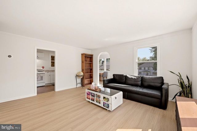 3048 WESTFALL PL, Falls Church, VA 22042