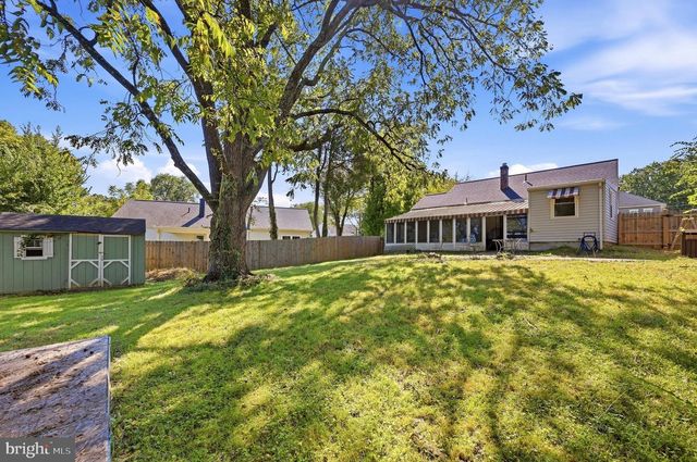 3048 WESTFALL PL, Falls Church, VA 22042