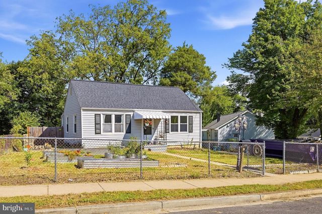 3048 WESTFALL PL, Falls Church, VA 22042